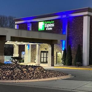 Holiday Inn Express & Suites Eden Prairie - Minneapolis By Ihg